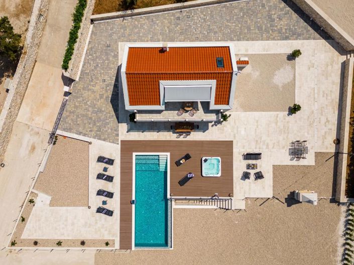 Image No.3-2 Bed Property for sale