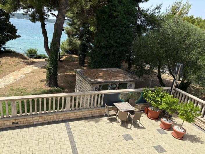 Image No.3-Propriété de 14 chambres à vendre à Croatie