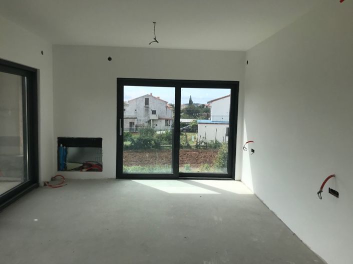 Image No.7-5 Bed Property for sale