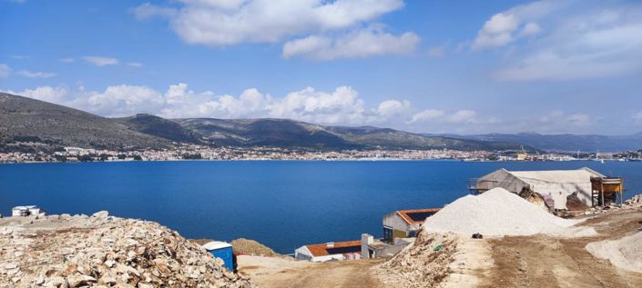 Image No.20-4 Bed Property for sale