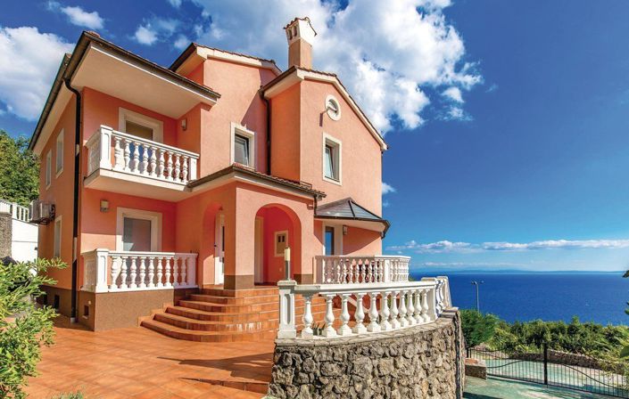 Image No.4-5 Bed Property for sale