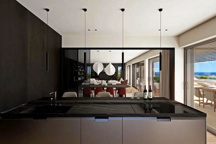 Image No.11-4 Bed Property for sale