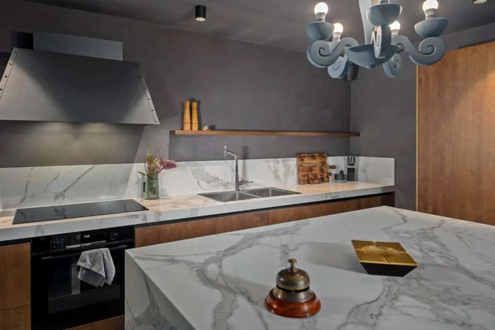 Image No.21-4 Bed Property for sale