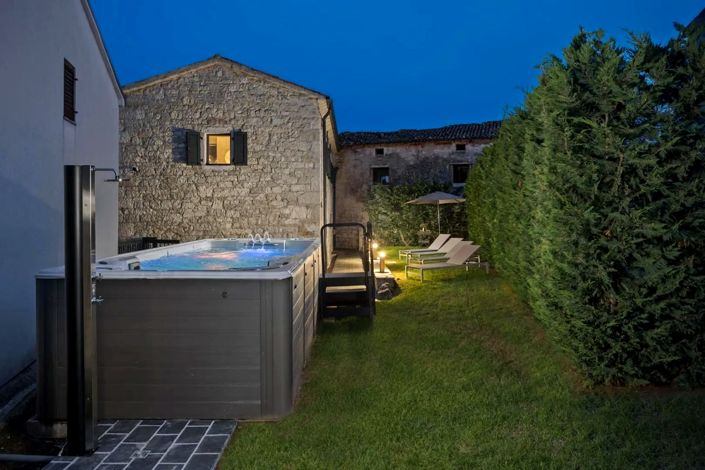 Image No.7-Propriété de 4 chambres à vendre à Porec