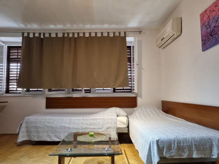 Image No.15-4 Bed Property for sale