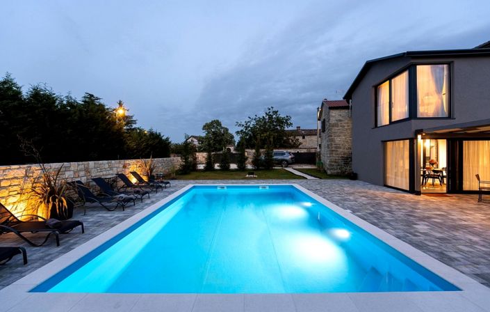 Image No.2-2 Bed Property for sale