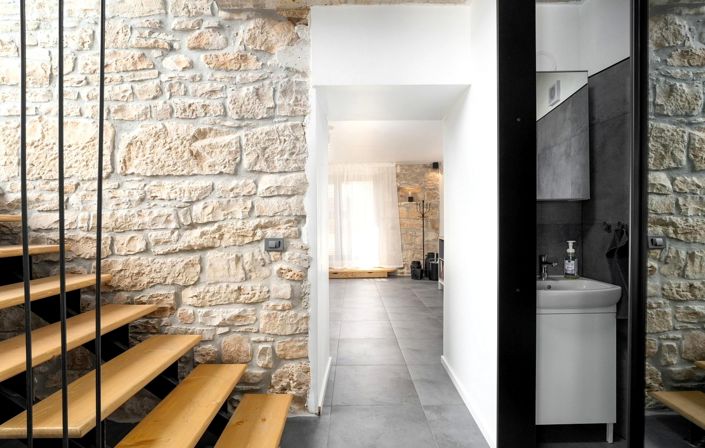 Image No.22-2 Bed Property for sale