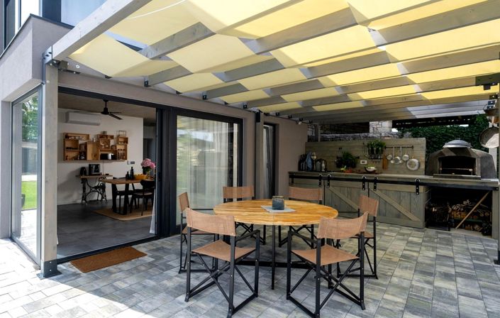 Image No.9-2 Bed Property for sale