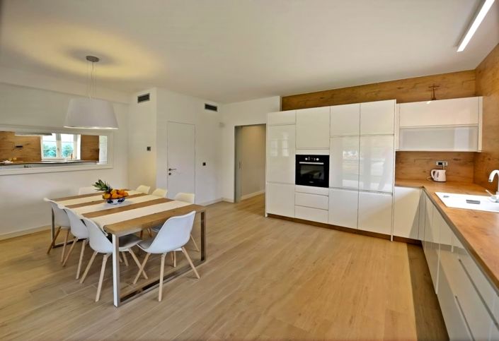 Image No.5-Propriété de 4 chambres à vendre à Porec