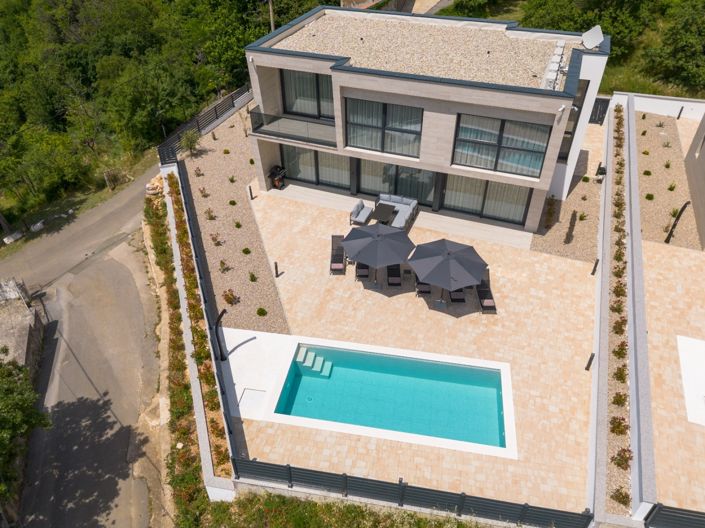 Image No.2-3 Bed Property for sale