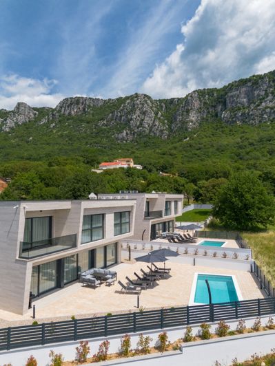 Image No.22-3 Bed Property for sale