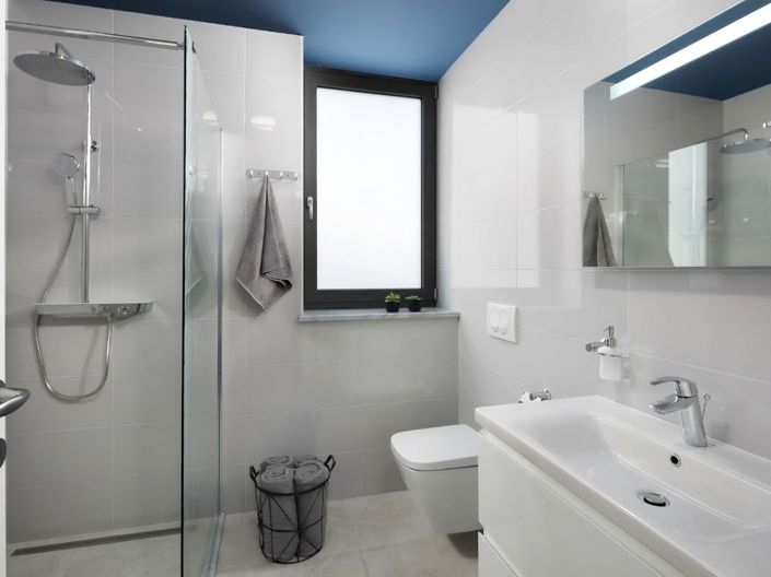 Image No.20-4 Bed Property for sale