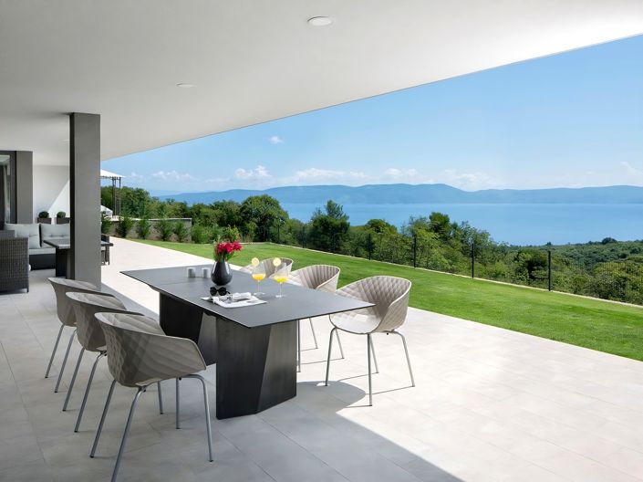 Image No.7-4 Bed Property for sale