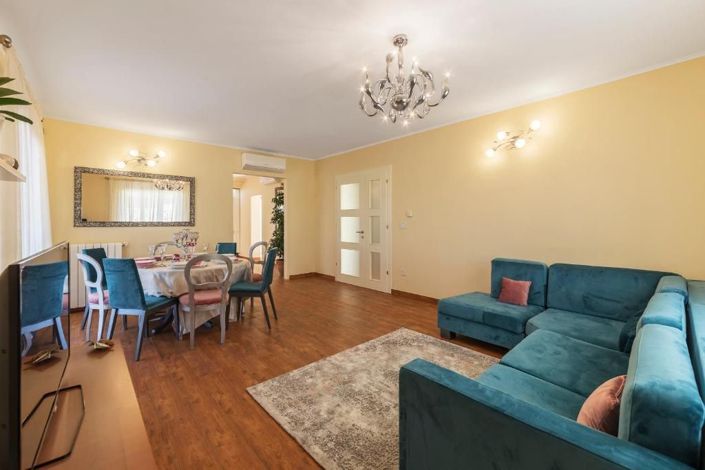 Image No.23-Propriété de 5 chambres à vendre à Vodnjan