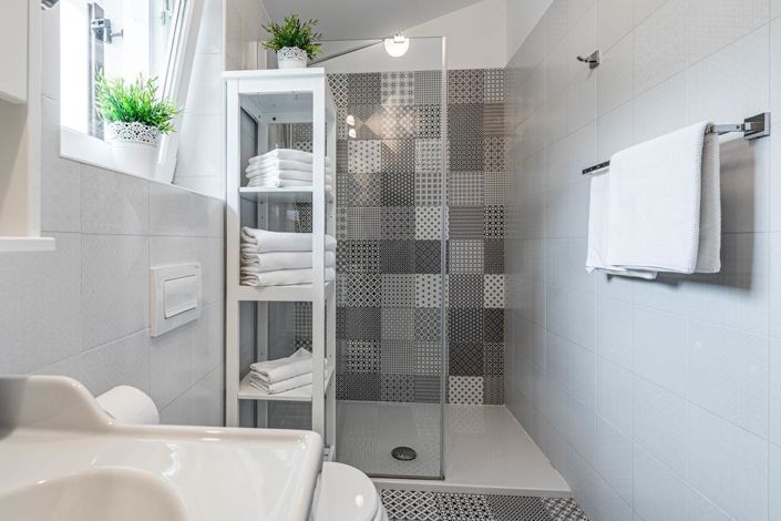 Image No.21-4 Bed Property for sale