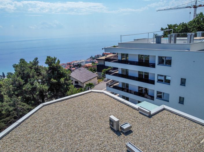 Image No.23-15 Bed Property for sale