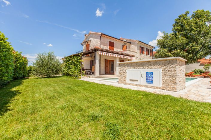 Image No.9-Propriété de 4 chambres à vendre à Višnjan