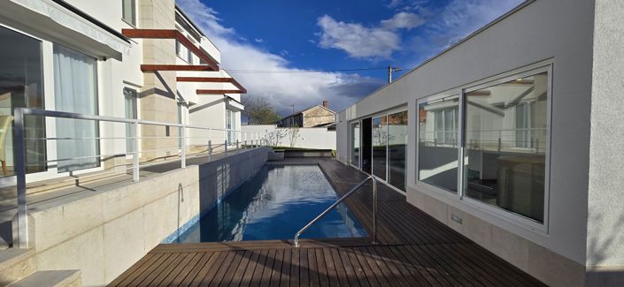 Image No.3-Propriété de 6 chambres à vendre à Porec