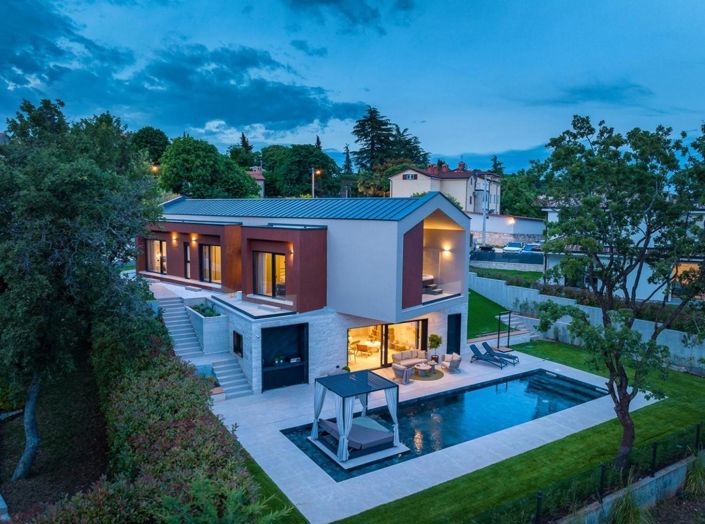 Image No.3-4 Bed Property for sale