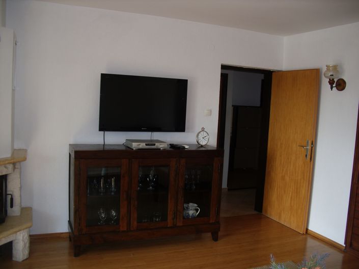 Image No.9-Propriété de 5 chambres à vendre à Punat