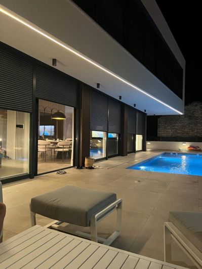 Image No.16-4 Bed Property for sale