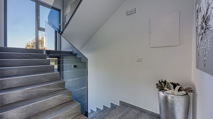 Image No.22-3 Bed Property for sale