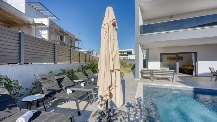 Image No.4-3 Bed Property for sale