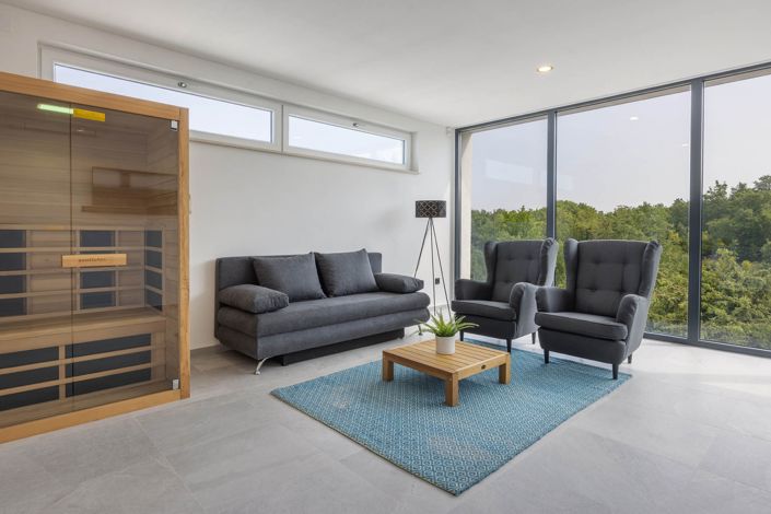 Image No.4-3 Bed Property for sale