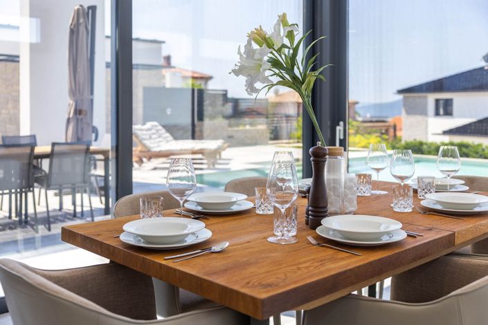 Image No.6-3 Bed Property for sale