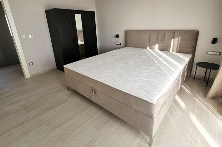 Image No.9-4 Bed Property for sale