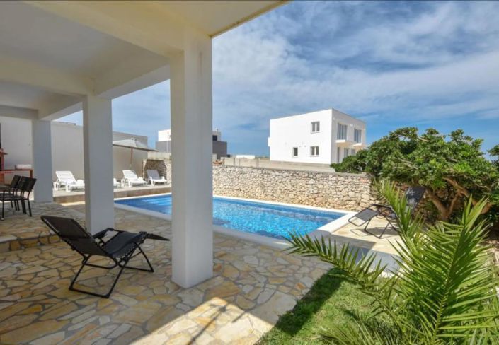 Image No.10-Propriété de 4 chambres à vendre à Nin