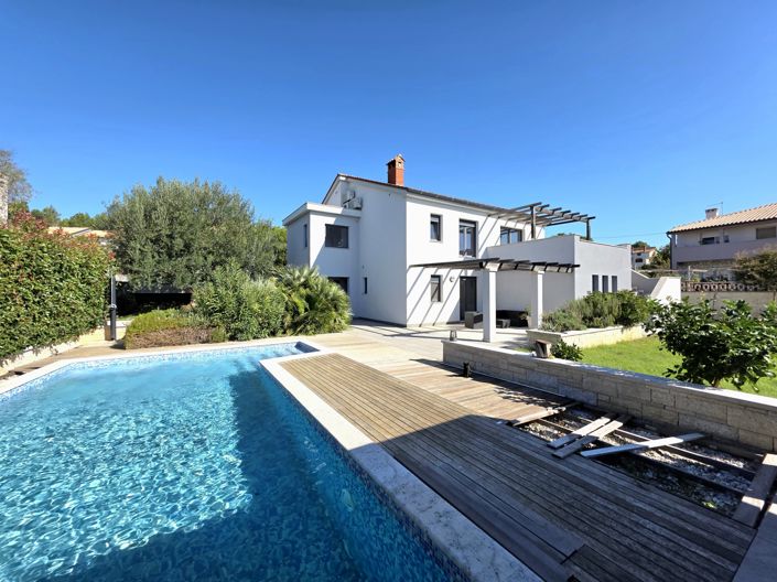 Image No.3-Propriété de 4 chambres à vendre à Croatie