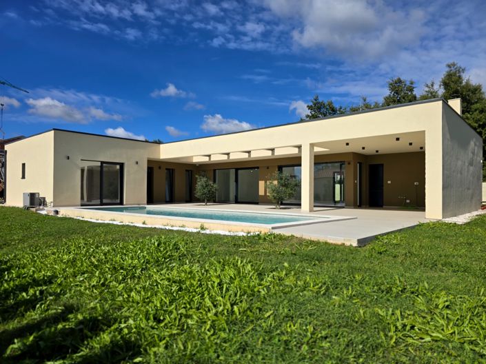 Image No.3-Propriété de 3 chambres à vendre à Žminj