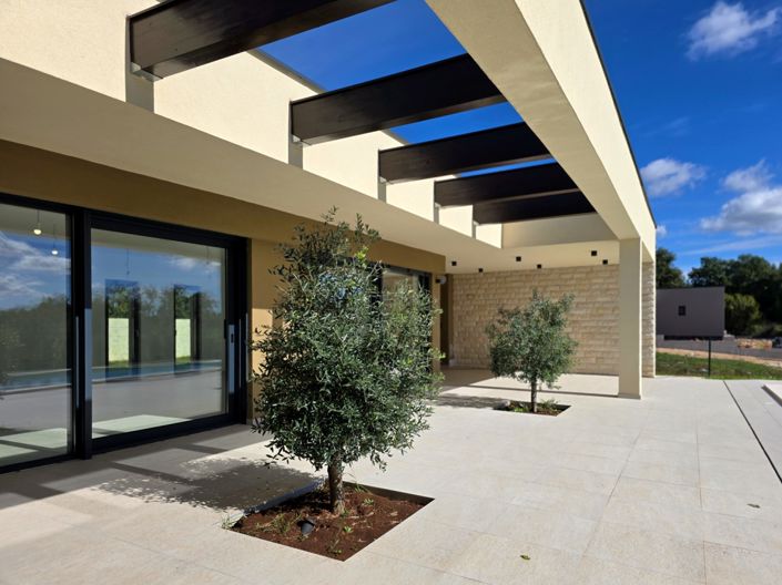 Image No.8-Propriété de 3 chambres à vendre à Žminj