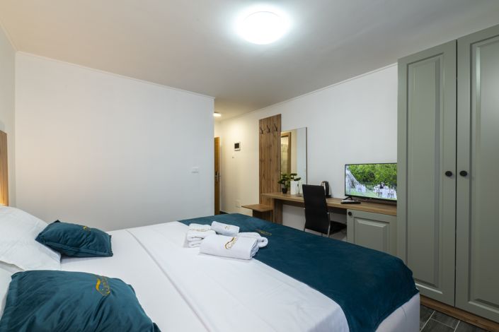 Image No.13-Propriété de 16 chambres à vendre à Umag