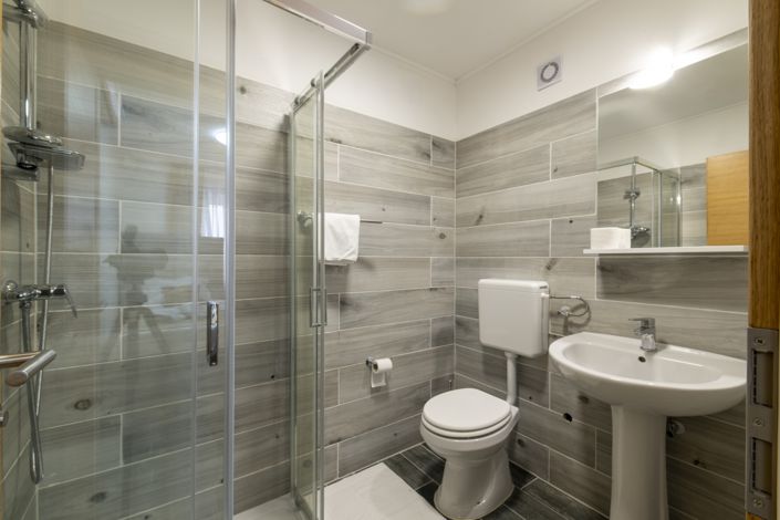 Image No.9-Propriété de 16 chambres à vendre à Umag