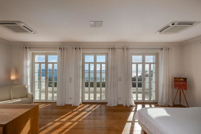 Image No.22-3 Bed Property for sale