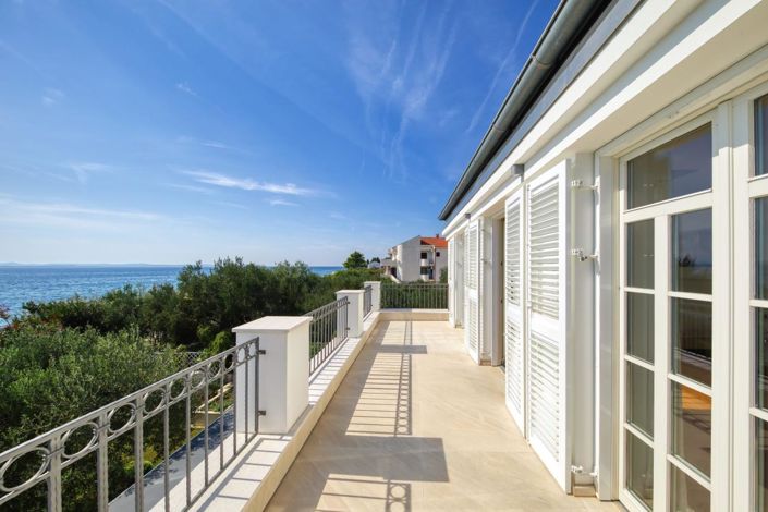 Image No.4-3 Bed Property for sale