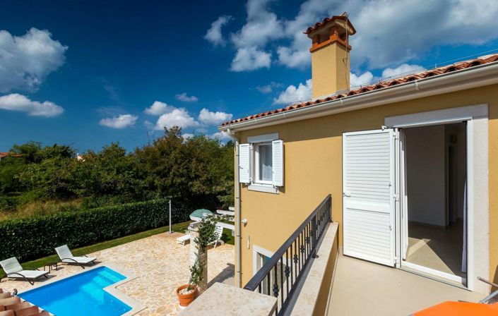 Image No.19-4 Bed Property for sale