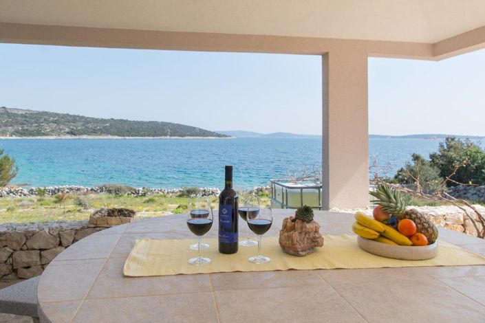 Image No.1-3 Bed Property for sale