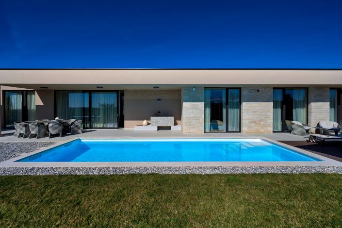 Image No.4-Propriété de 4 chambres à vendre à Porec