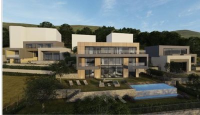 1 - Opatija, Property