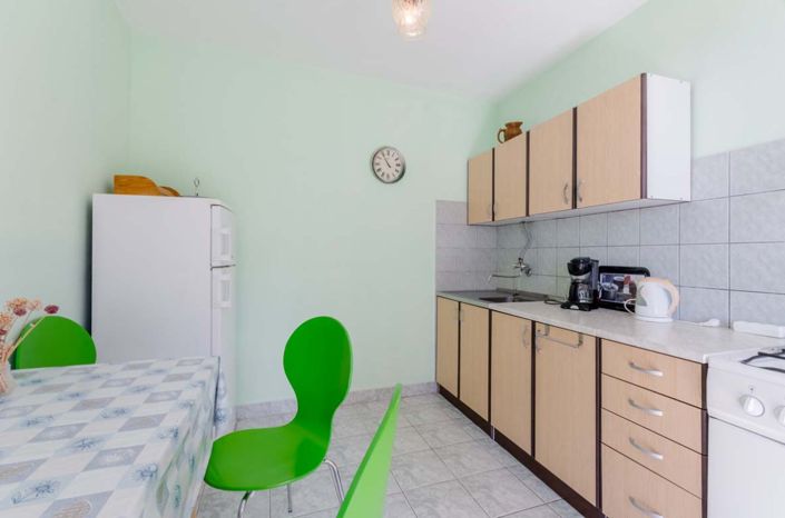 Image No.14-Propriété de 12 chambres à vendre à Marušici