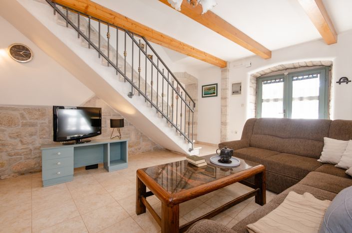 Image No.5-4 Bed Property for sale