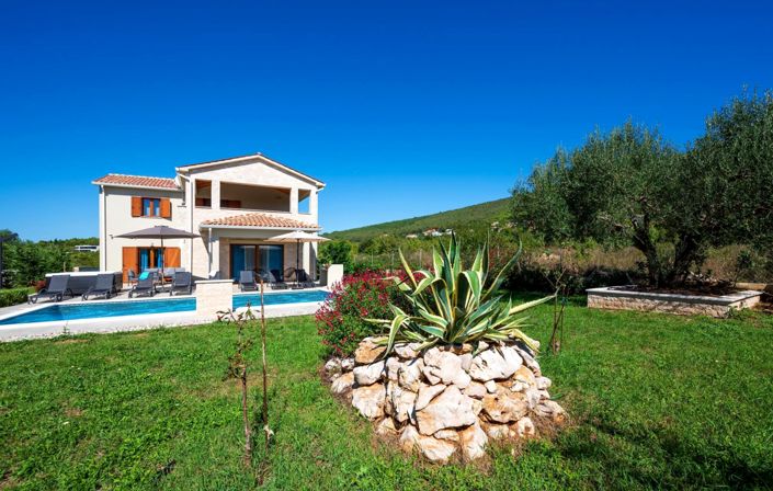 Image No.1-3 Bed Property for sale