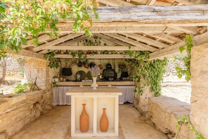 Image No.23-4 Bed Property for sale