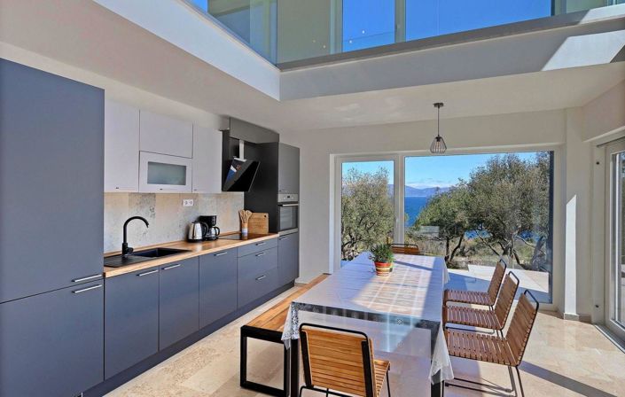 Image No.9-4 Bed Property for sale