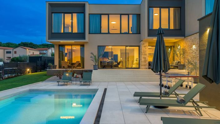 Image No.1-3 Bed Property for sale