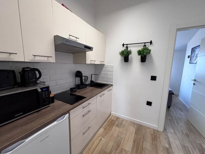 Image No.5-4 Bed Property for sale