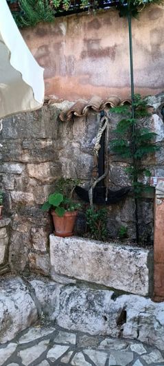 Image No.10-2 Bed Property for sale